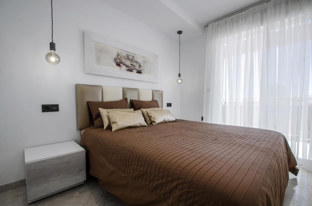 Gorgeous 170 Sq.m. Penthouse With Sea View Terraces Appartement